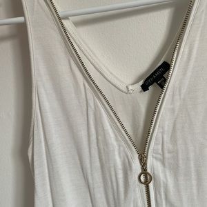 DYNAMITE white zipper tank XS